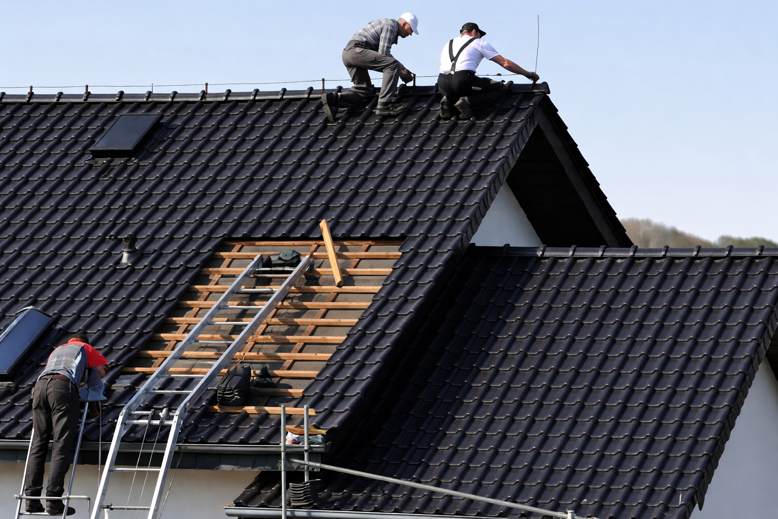 Montaj Țiglă Metalică/Ceramică